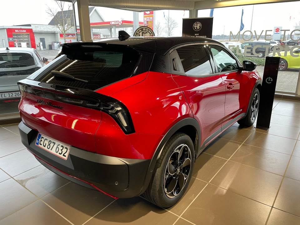 Alfa Romeo Junior Elettrica Speciale 5d