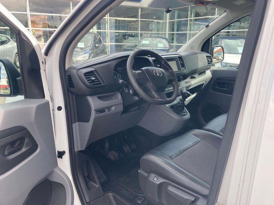 Toyota ProAce 2,0 D 120 Long Comfort 6d