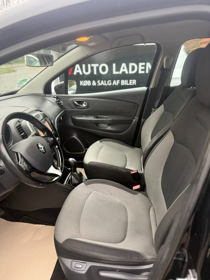 Renault Captur 0,9 TCe 90 Expression 5d