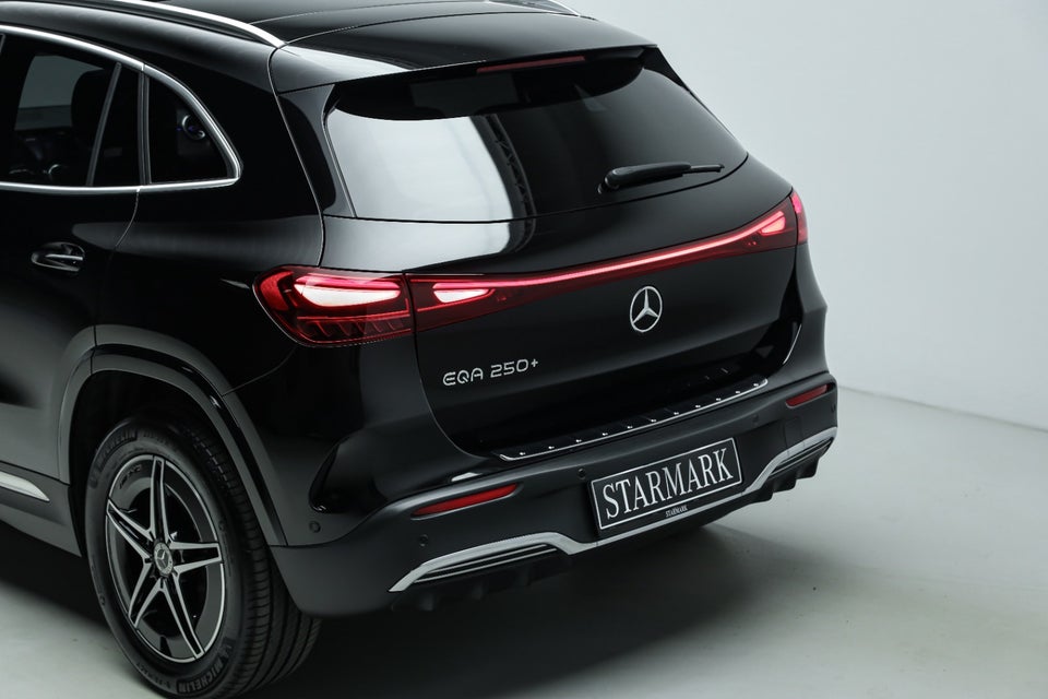 Mercedes EQA250+ AMG Advance 5d