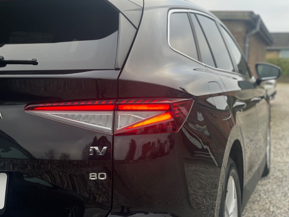 Skoda Enyaq 80 iV Suite 5d