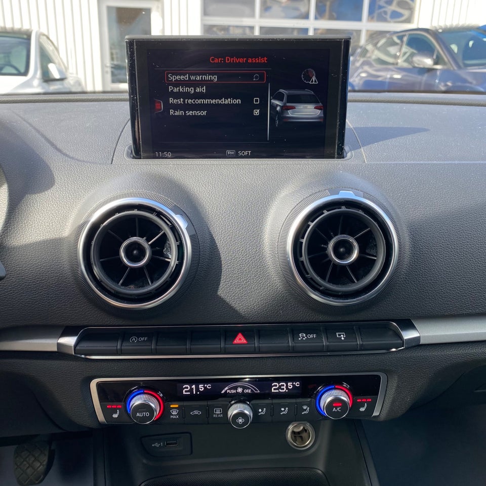 Audi A3 1,6 TDi 110 Sportback 5d