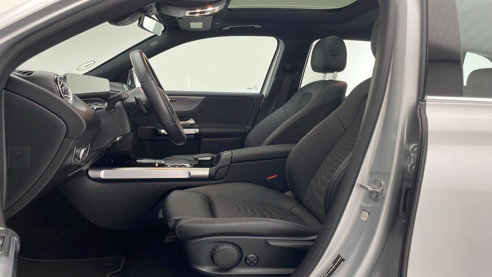 Mercedes EQB250 7prs 5d