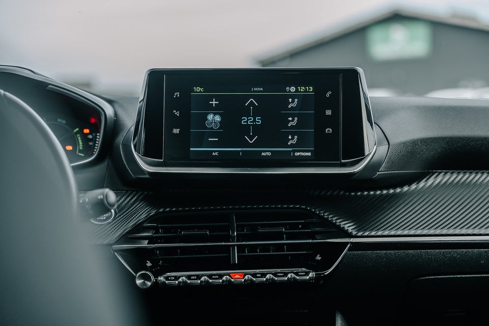 Peugeot e-208 50 Active Pack 5d