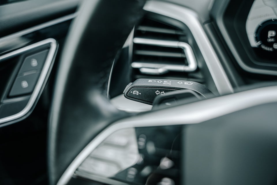 Audi Q4 e-tron 45 quattro 5d