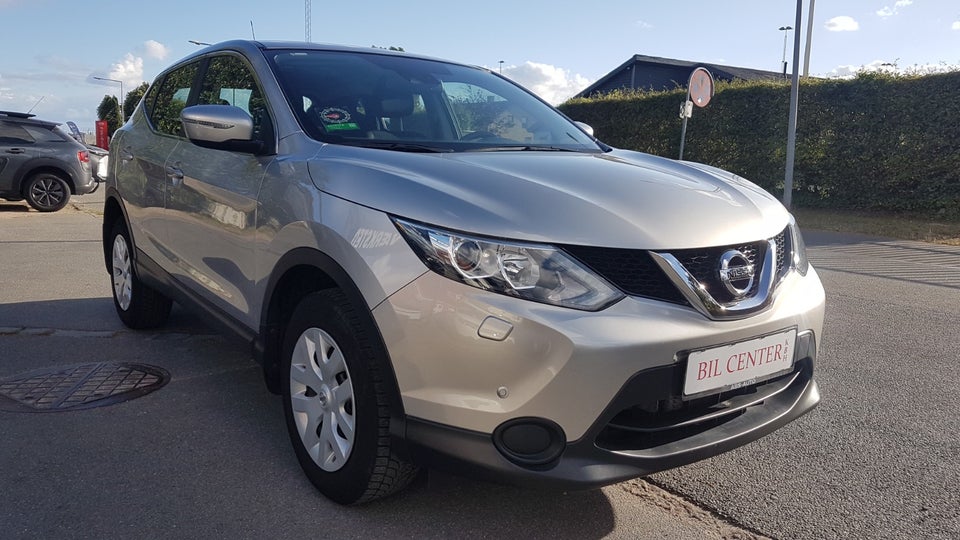 Nissan Qashqai 1,2 Dig-T 115 Acenta X-tr. 5d