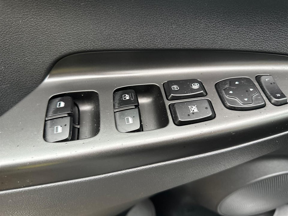 Hyundai Kona 39 EV Select 5d