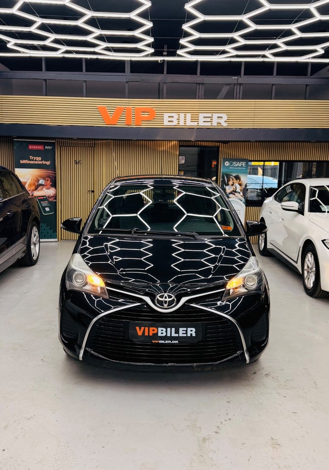 Toyota Yaris 1,0 VVT-i T2 5d