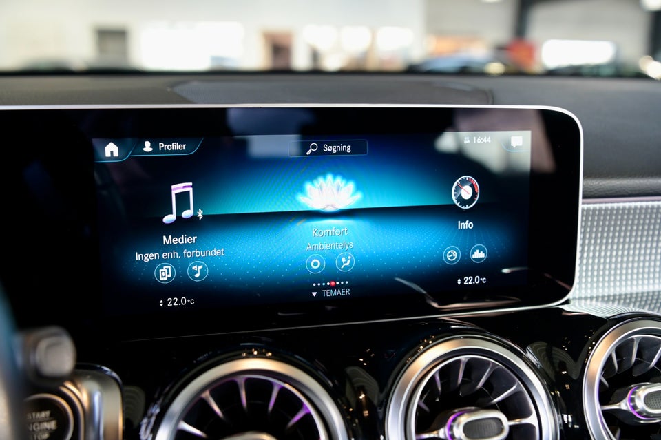 Mercedes GLB200 d 2,0 Progressive Line aut. 5d