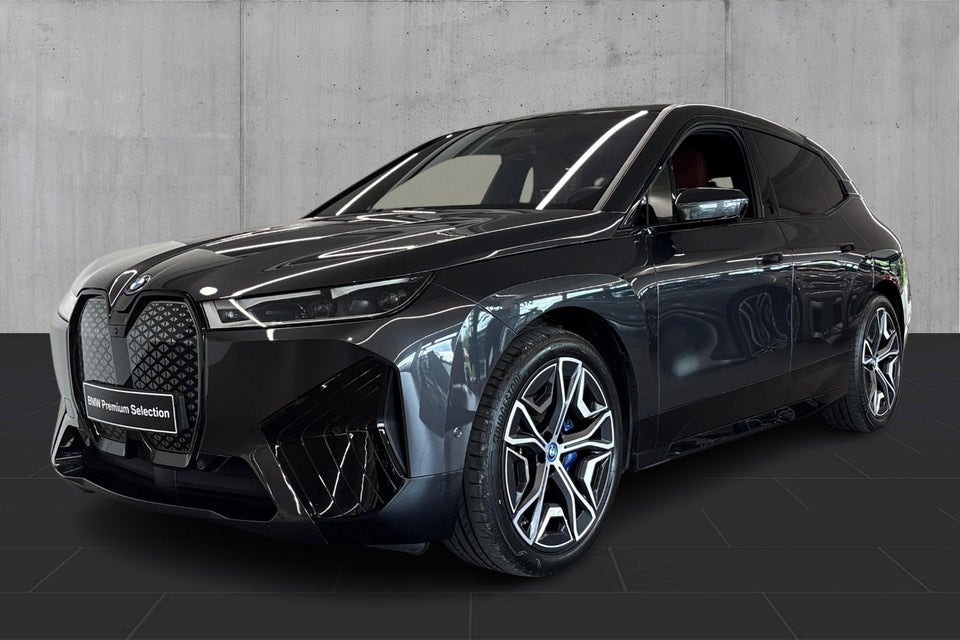 BMW iX xDrive40 Fully Charged 5d