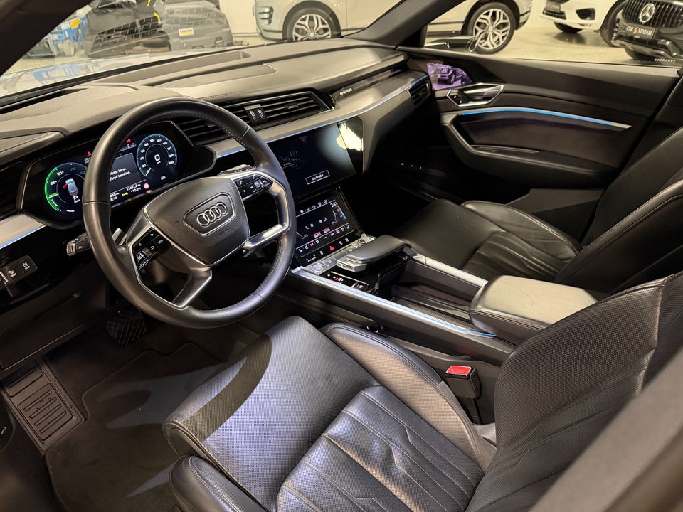 Audi e-tron 55 S-line quattro 5d