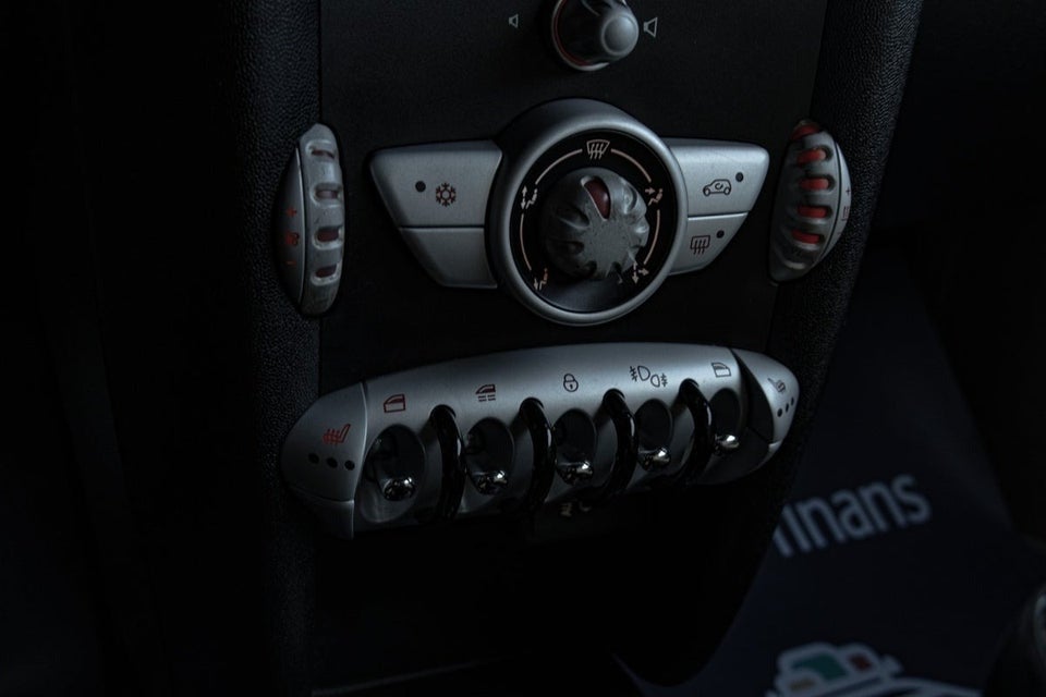 MINI Cooper 1,6 Cabriolet 2d