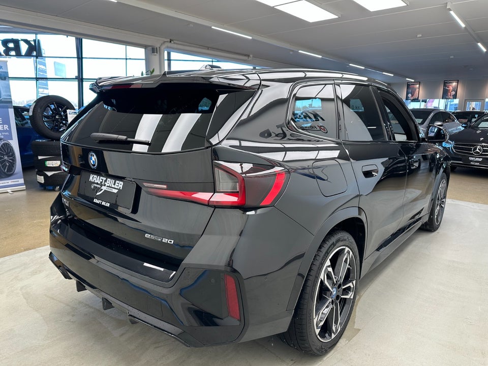 BMW iX1 eDrive20 M-Sport Pro 5d