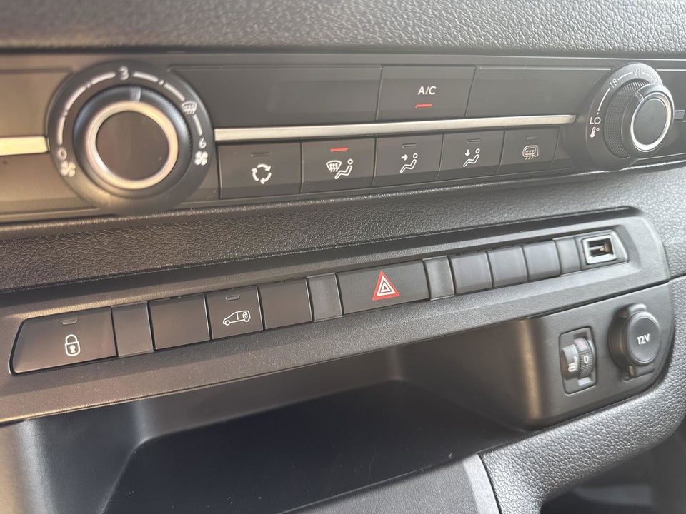 Toyota ProAce 2,0 D 144 Long Comfort Master 5d