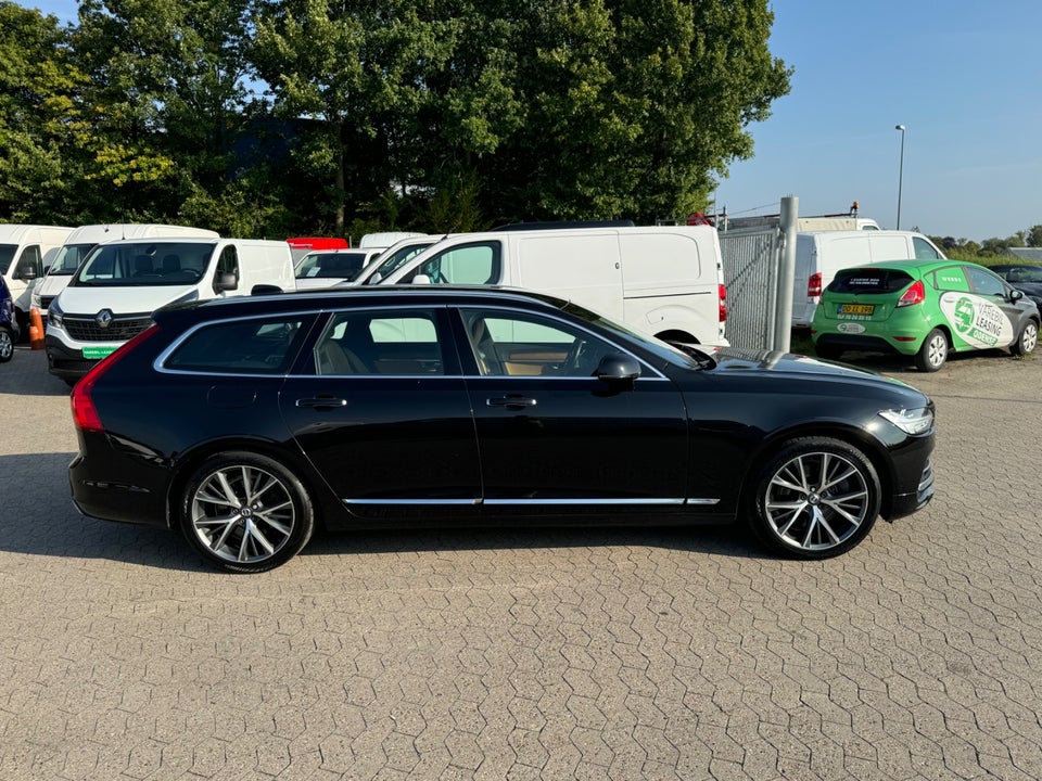 Volvo V90 2,0 T8 407 Inscription aut. AWD 5d