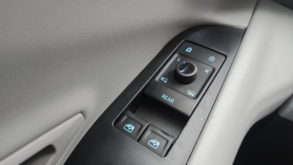 Ford Explorer 82 Premium Extended Range 5d