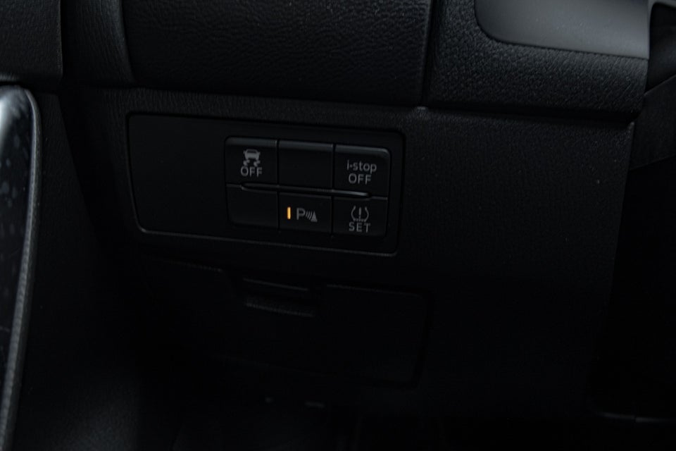 Mazda 6 2,2 SkyActiv-D 150 Core stc. aut. 5d