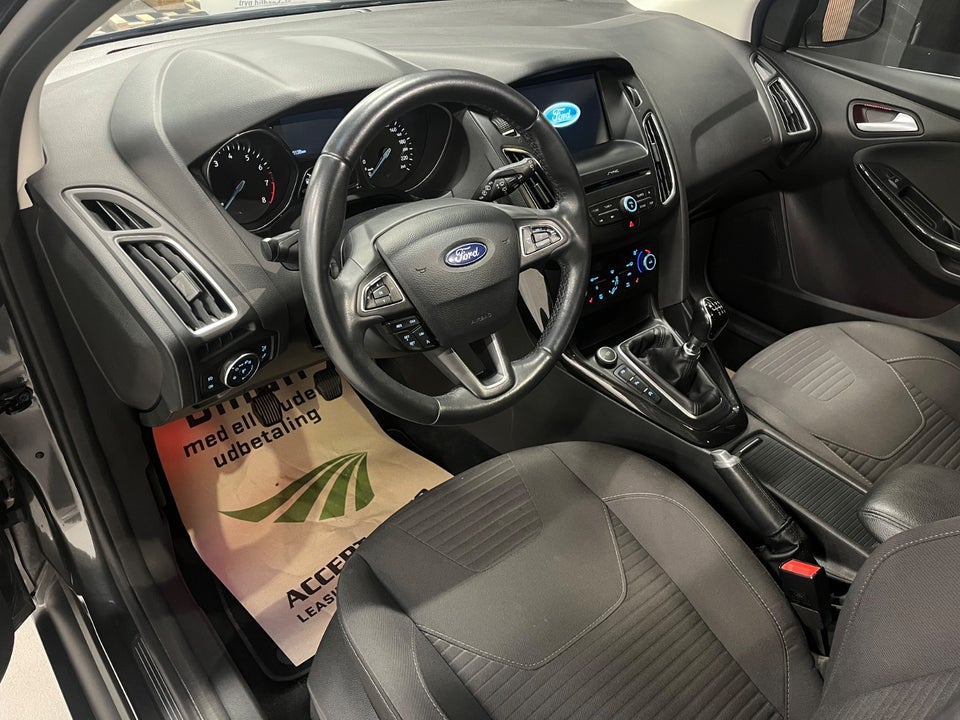 Ford Focus 1,0 EcoBoost Titanium stc. 5d