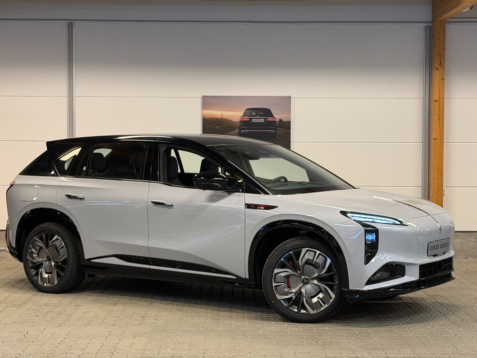 Hongqi EHS7 111 Exclusive 5d