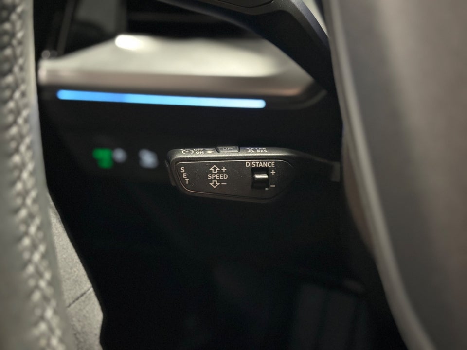 Audi Q4 e-tron 40 Advanced 5d