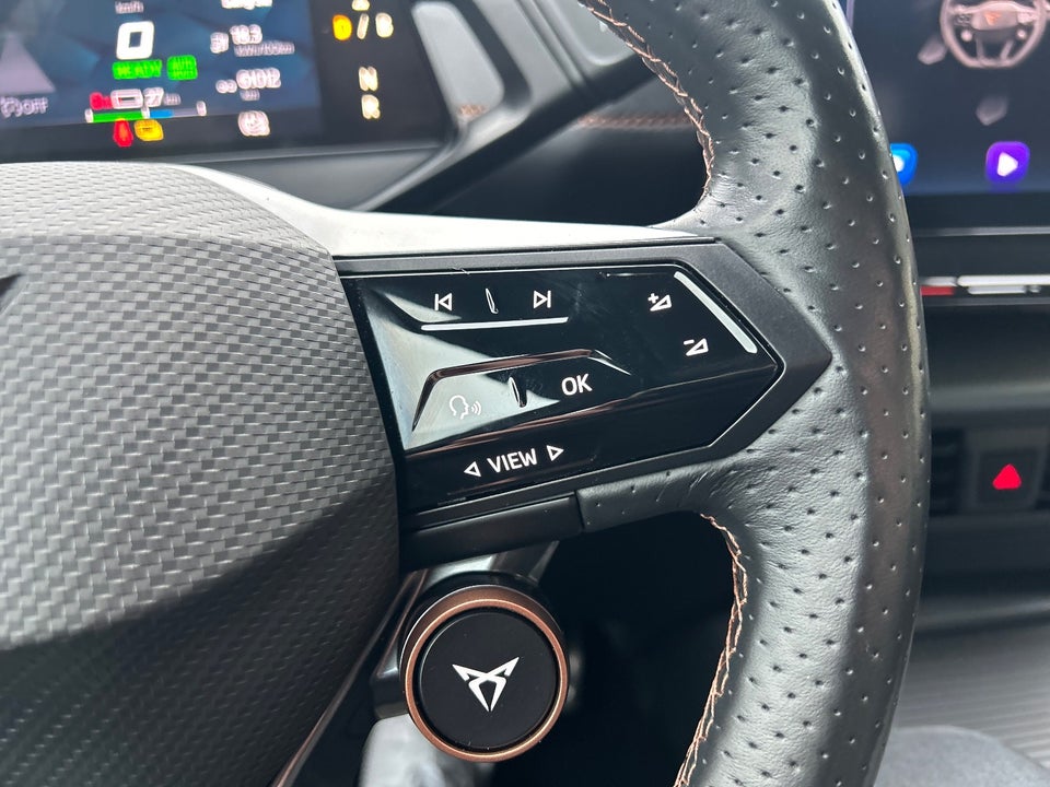 Cupra Born 77 e-Boost Dinamica Pack High 5d