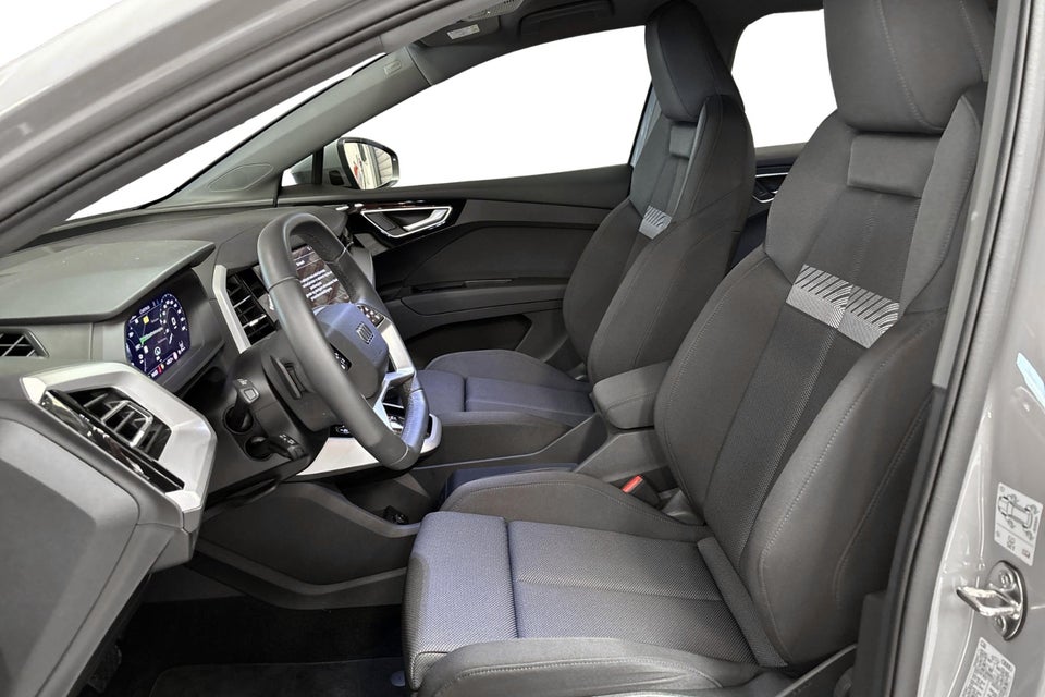 Audi Q4 e-tron 45 S-line 5d