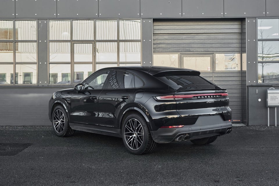 Porsche Cayenne 3,0 E-Hybrid Coupé Tiptr. 5d