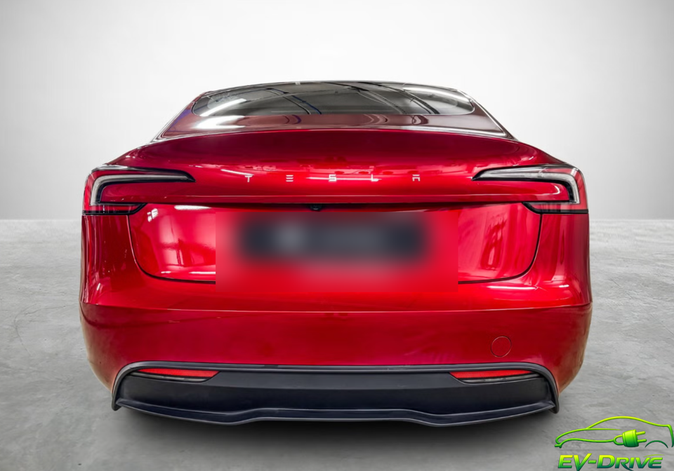 Tesla Model 3 Long Range AWD 4d