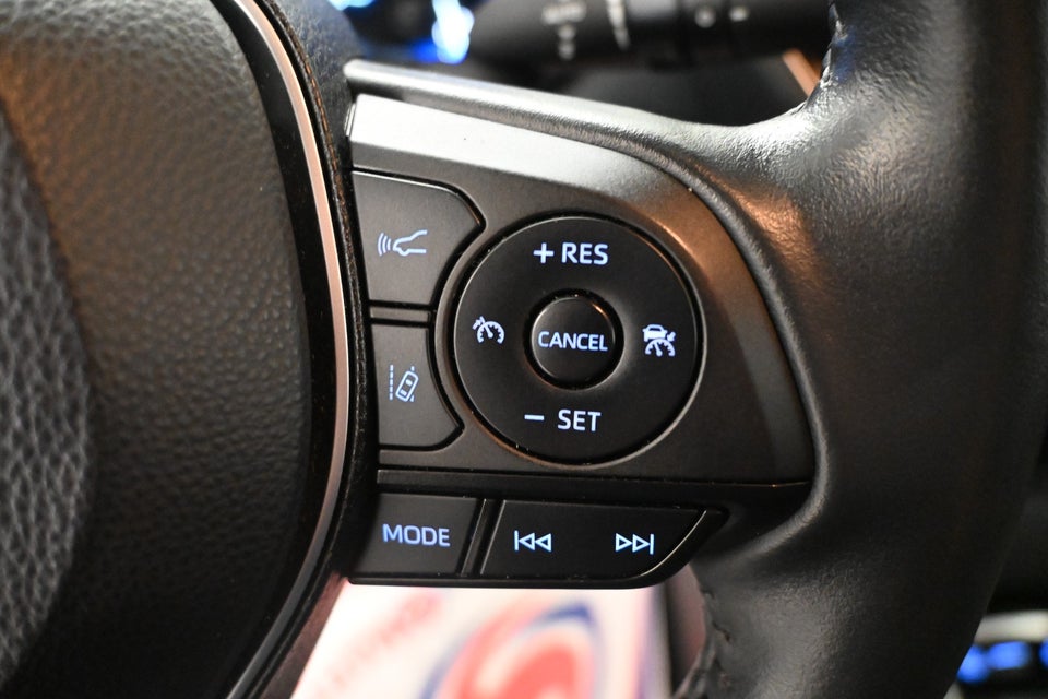 Toyota Corolla 1,8 Hybrid Active Premium Touring Sports MDS 5d