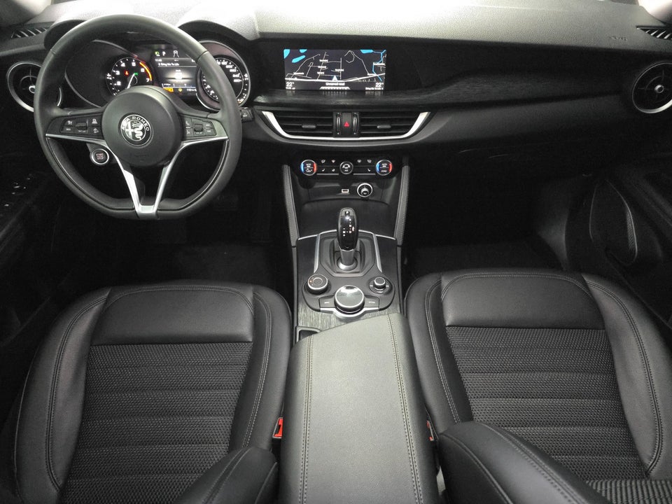 Alfa Romeo Stelvio 2,0 T 200 Edizione aut. Q4 5d