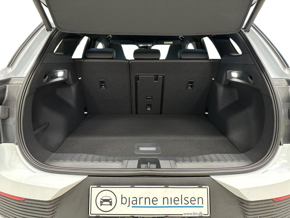 Ford Explorer 82 Premium Extended Range 5d