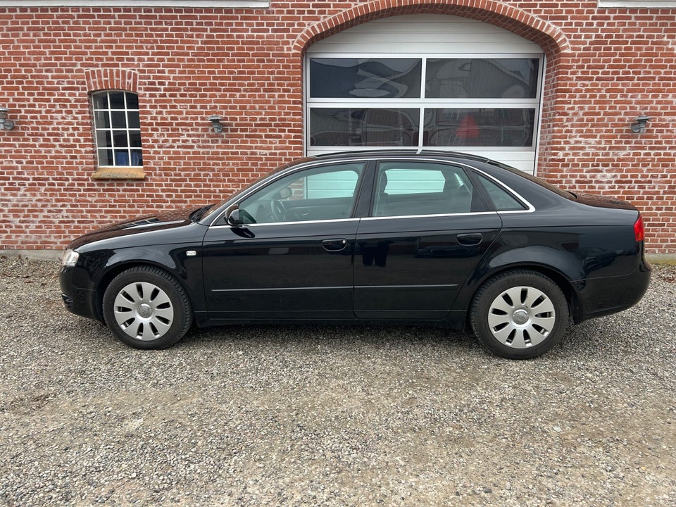 Audi A4 2,0  4d