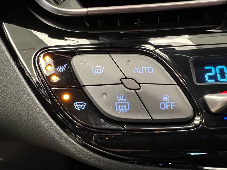 Toyota C-HR 1,8 Hybrid C-LUB Premium CVT 5d