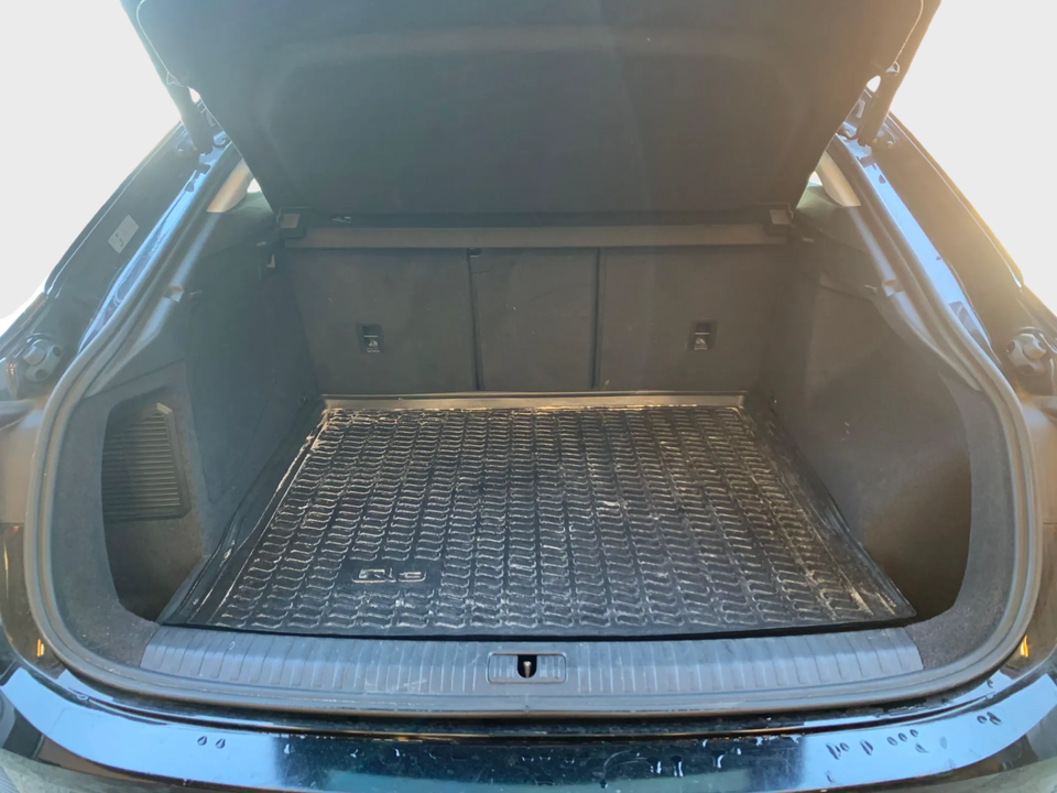 Audi Q3 45 TFSi e Attitude plus S-tr. 5d