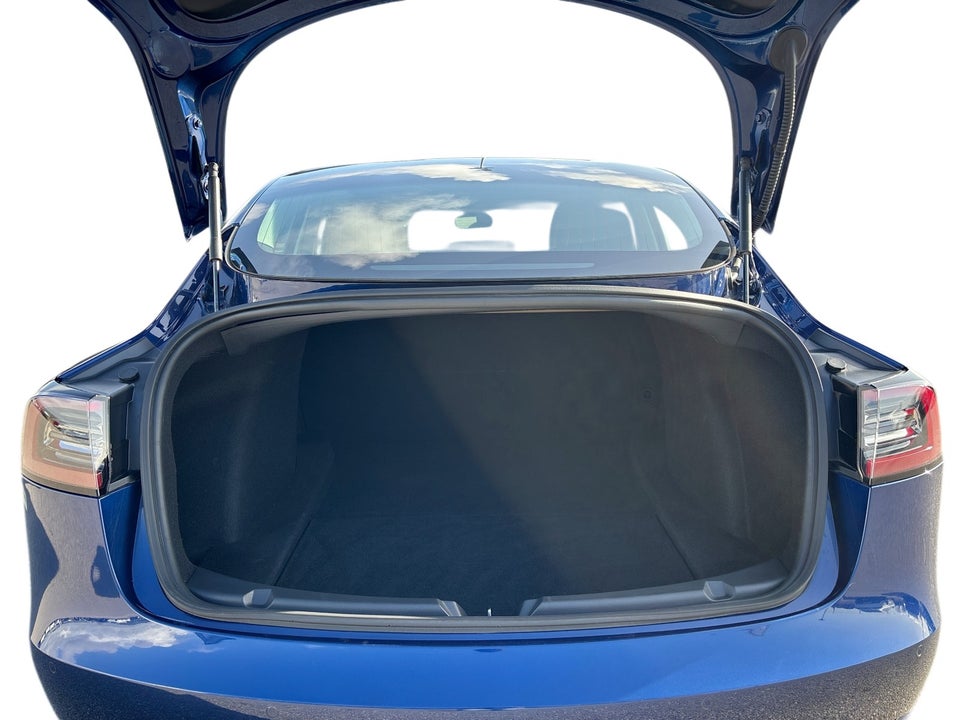 Tesla Model 3 Long Range AWD 4d