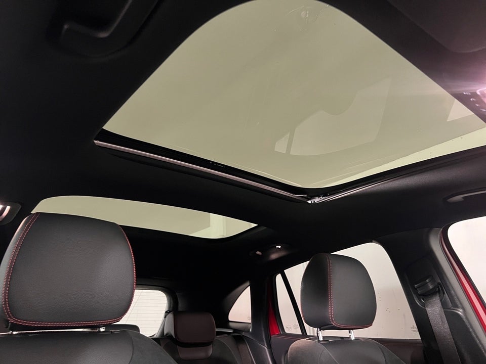 Mercedes EQA300 AMG Line 4Matic 5d