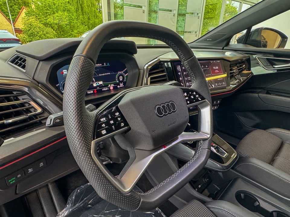 Audi Q4 e-tron 45 Ultra S-line Sportback 5d