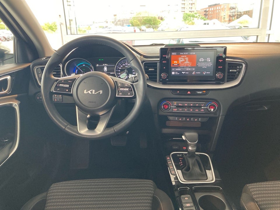 Kia Ceed 1,6 PHEV Prestige SW DCT 5d