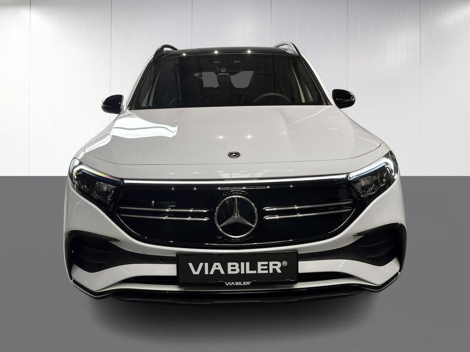 Mercedes EQB300 AMG Line 4Matic 5d