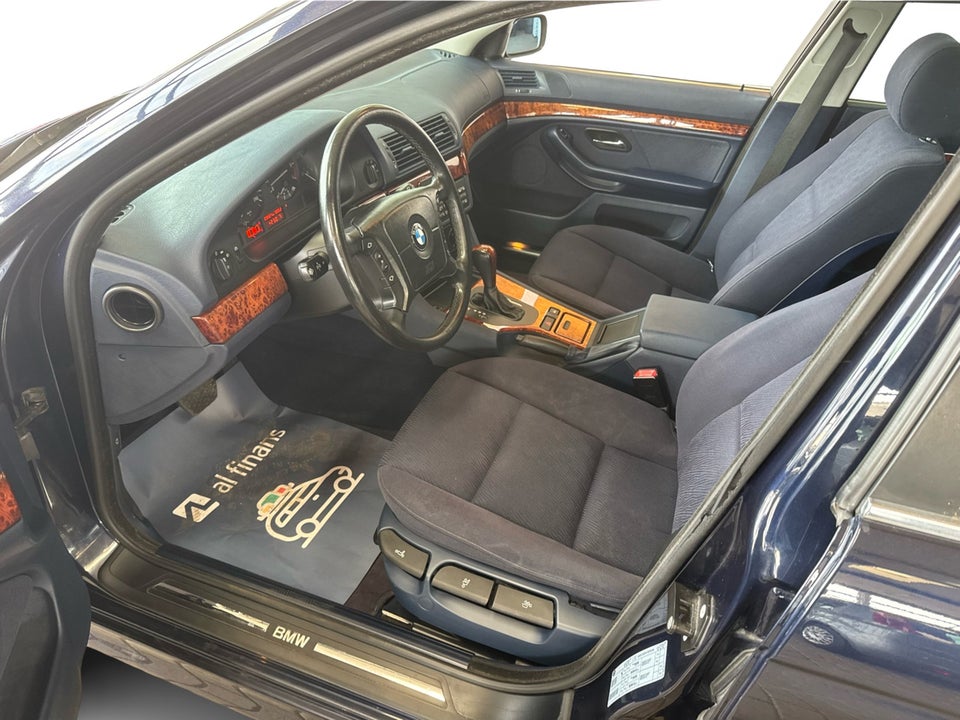 BMW 523i 2,5 Steptr. 4d