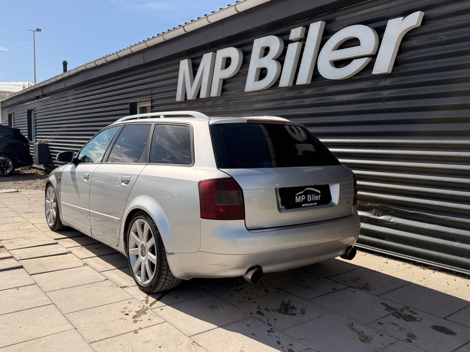 Audi A4 1,8 T 163 Avant quattro 5d