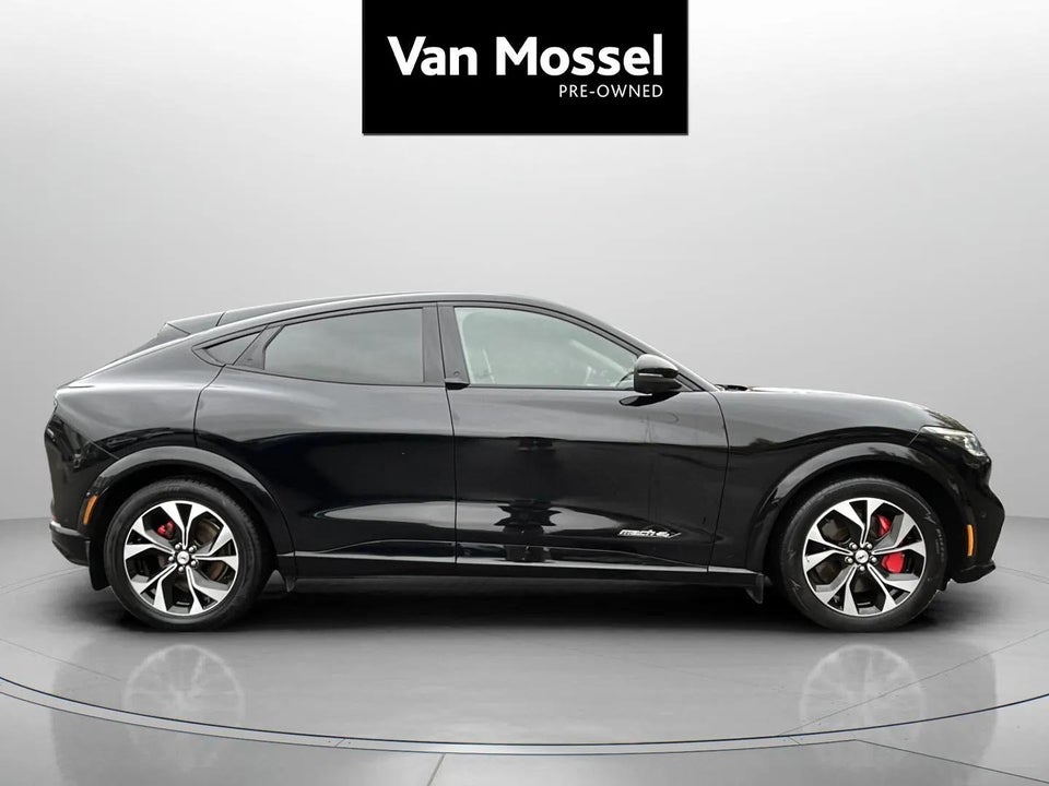 Ford Mustang Mach-E 98 Extended Range AWD 5d