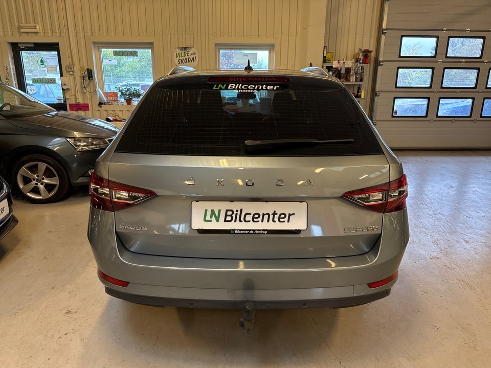 Skoda Superb 1,4 TSi 150 Business Executive Combi DSG 5d