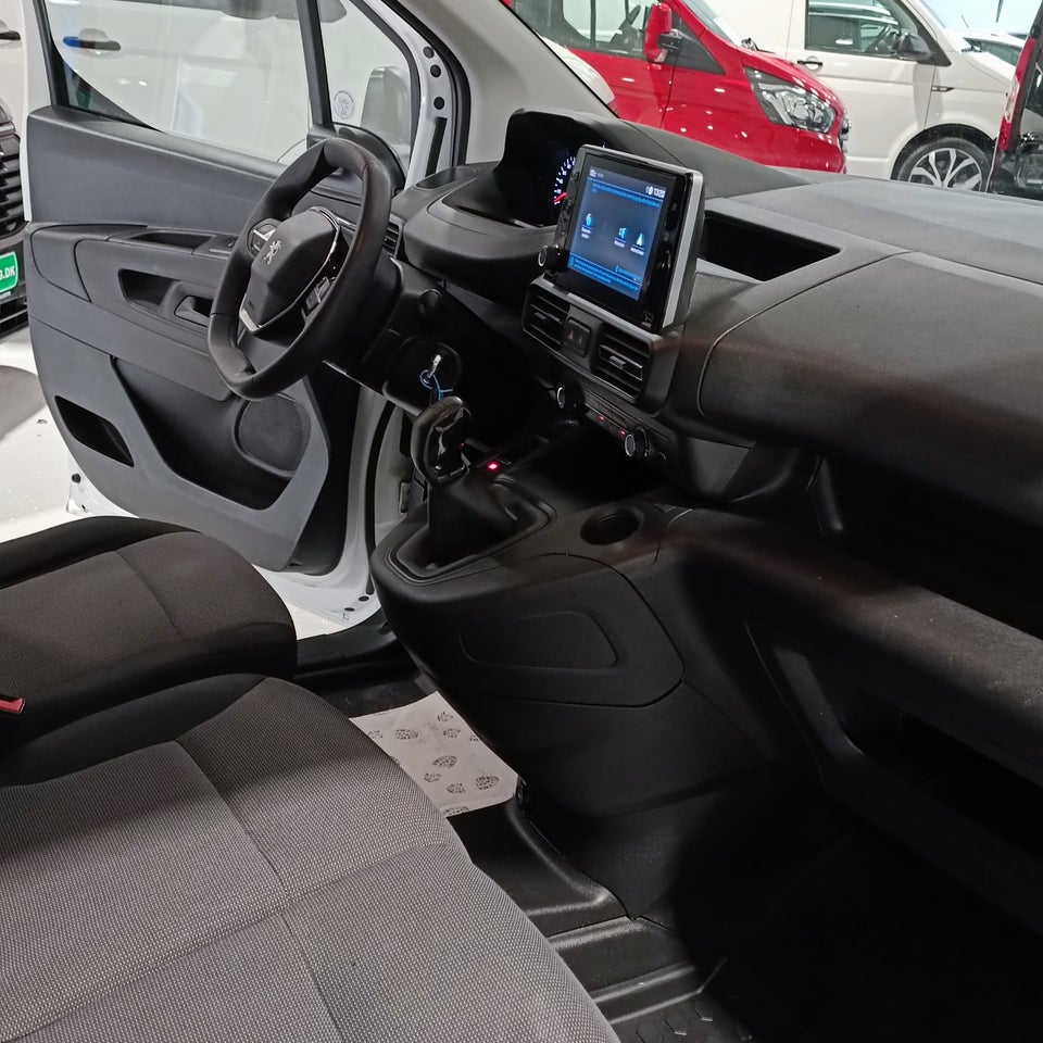 Peugeot Partner 1,5 BlueHDi 100 L1V1 Plus Van