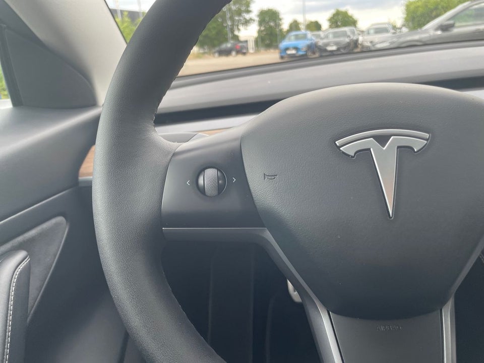Tesla Model 3 Performance AWD 4d