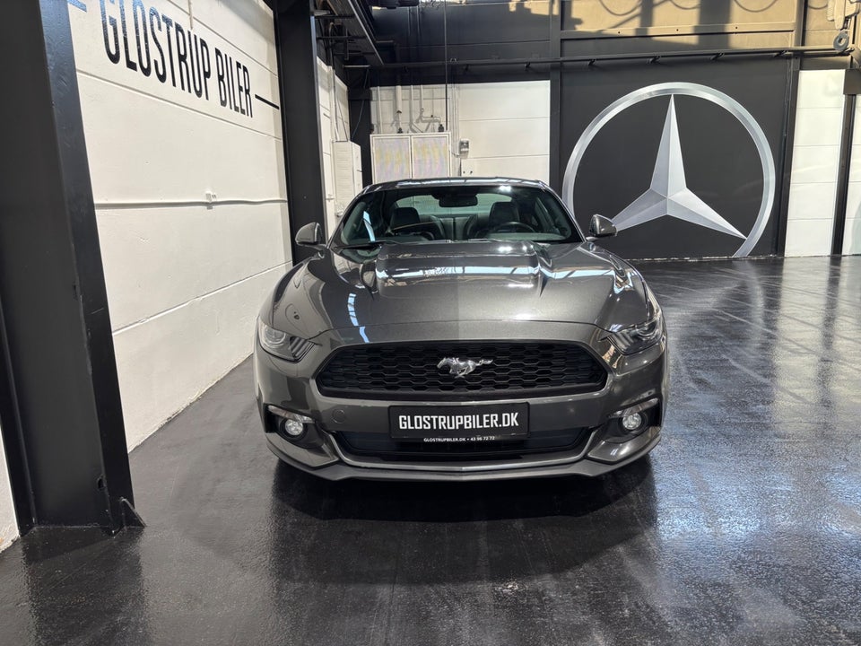 Ford Mustang 2,3 EcoBoost Fastback 2d