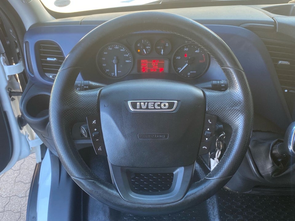 Iveco Daily 2,3 35S16 12m³ Van AG8
