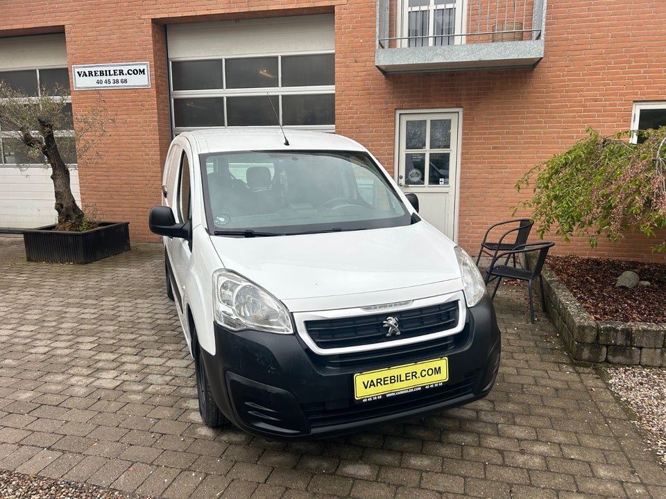 Peugeot Partner 1,6 BlueHDi 100 L2 Flex Van 5d