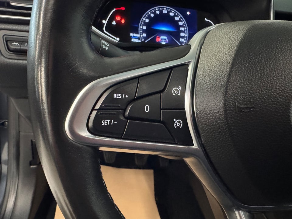 Renault Clio V 1,0 TCe 90 Intens 5d