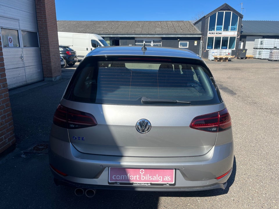 VW Golf VII 1,4 GTE DSG 5d